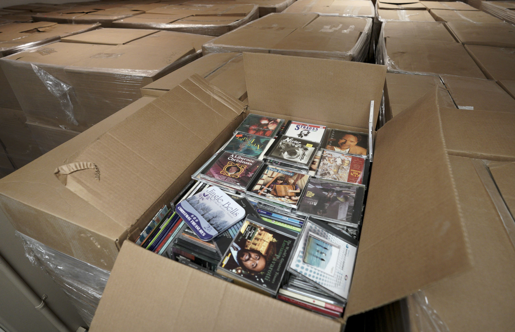 Murfie warehouse 2 (copy)